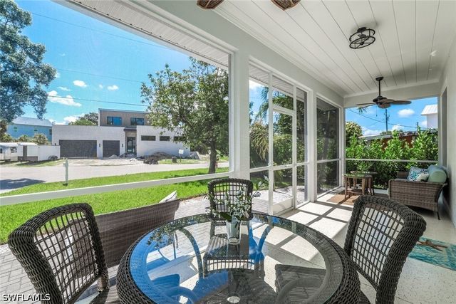 3980 Full Moon CT, Naples, FL 34112