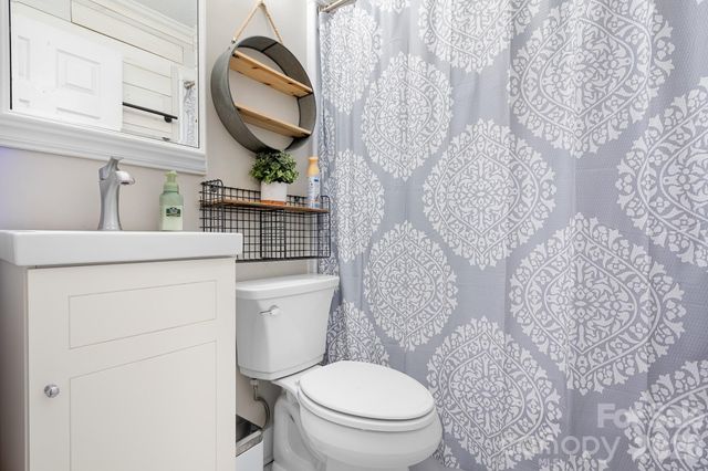 350 Pinevale Drive, Salisbury, NC 28144