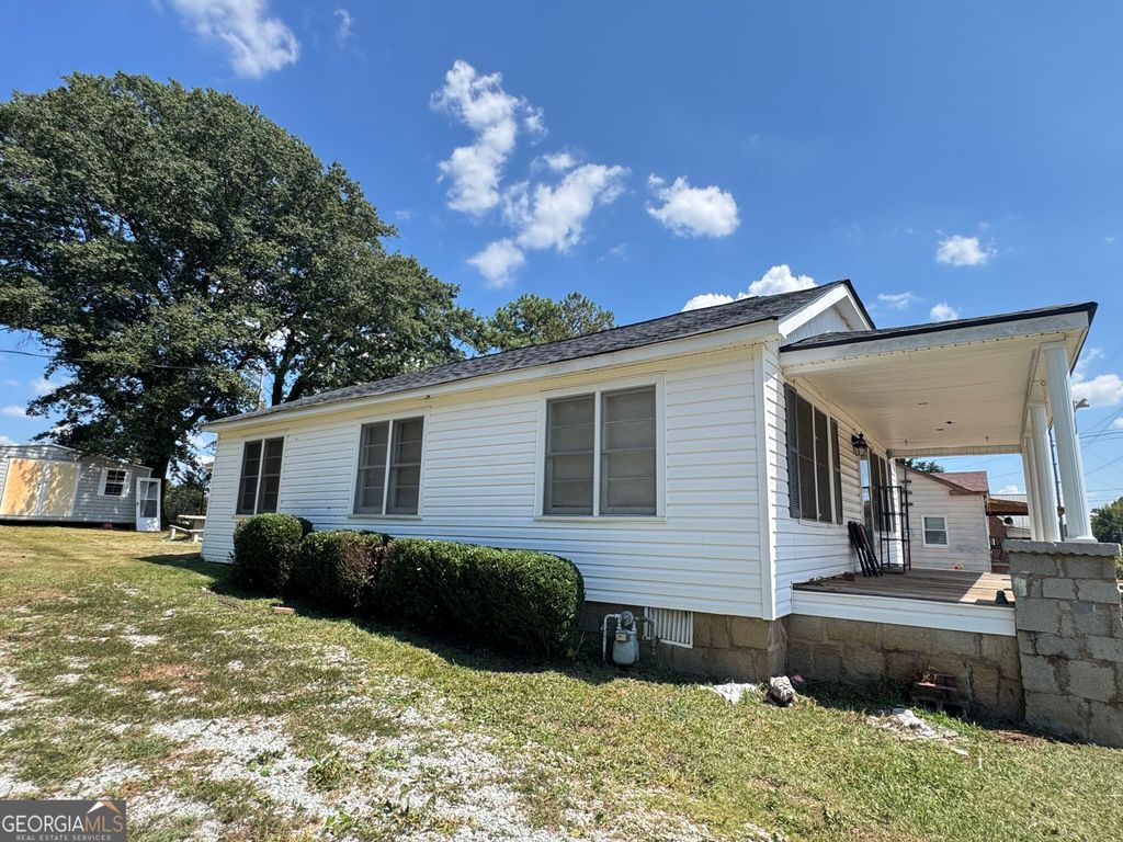 63 Clairmont Avenue, Elberton, GA 30635 — photo 2