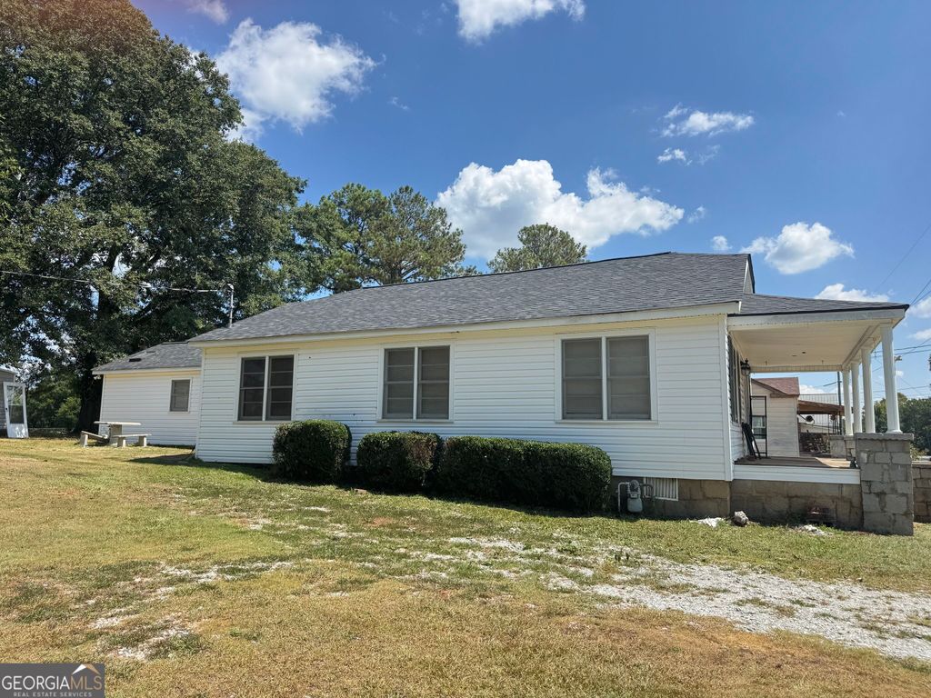 63 Clairmont Avenue, Elberton, GA 30635 — photo 3