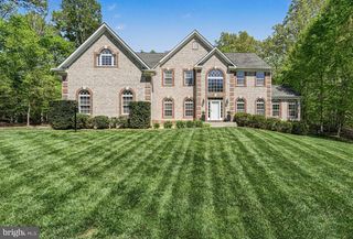 35 MILLS HOLLOW DR, Fredericksburg, VA 22406