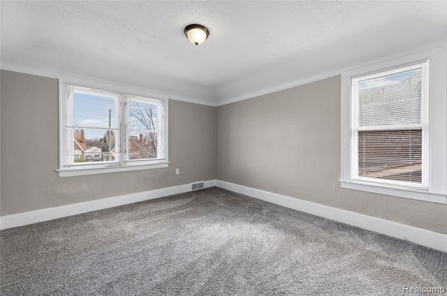 13100 Wilshire Drive, Detroit, MI 48213