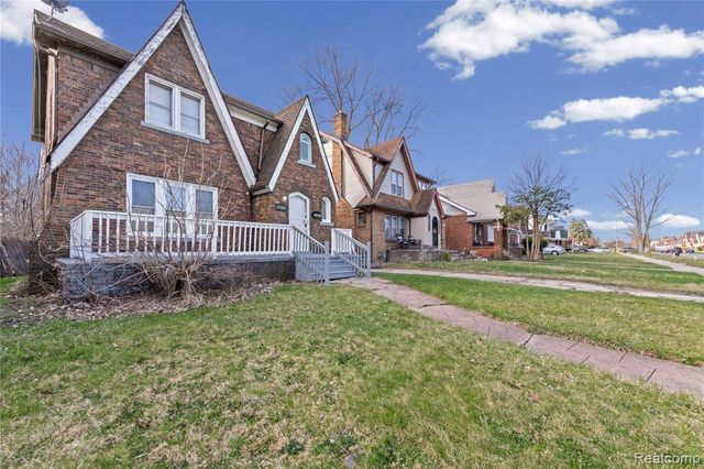 13100 Wilshire Drive, Detroit, MI 48213