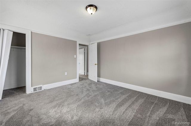 13100 Wilshire Drive, Detroit, MI 48213