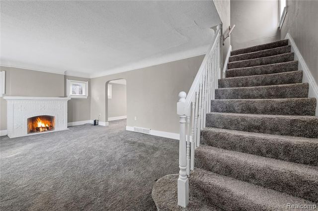 13100 Wilshire Drive, Detroit, MI 48213