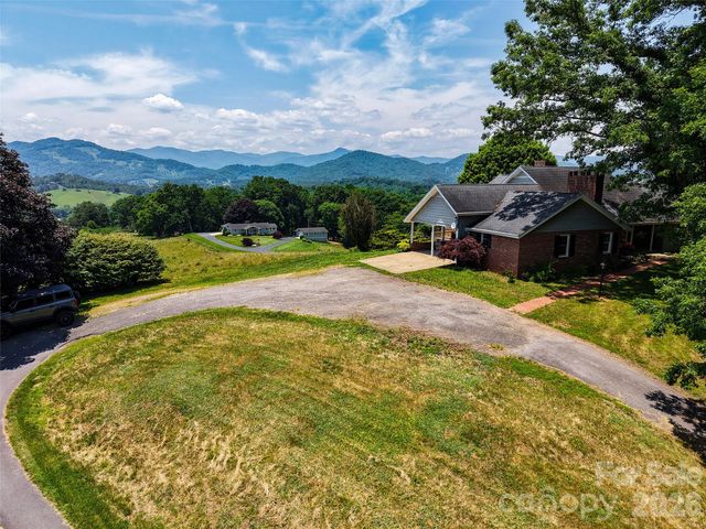 80 Gobblers Knob Drive, Clyde, NC 28721
