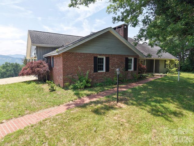 80 Gobblers Knob Drive, Clyde, NC 28721