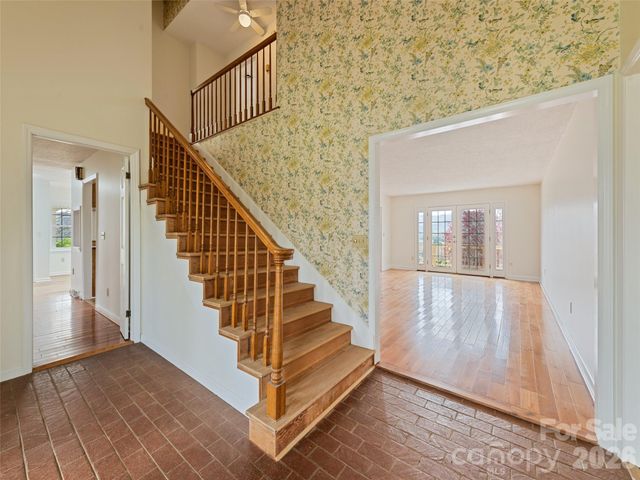 80 Gobblers Knob Drive, Clyde, NC 28721