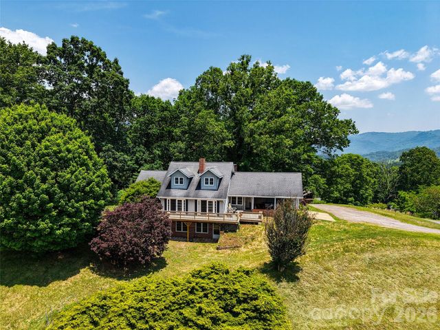 80 Gobblers Knob Drive, Clyde, NC 28721