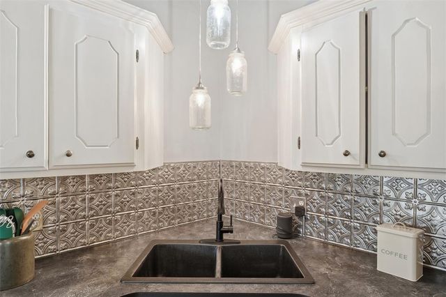 900 N Blackwelder Avenue, Edmond, OK 73034