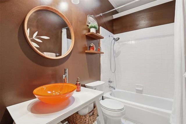 900 N Blackwelder Avenue, Edmond, OK 73034