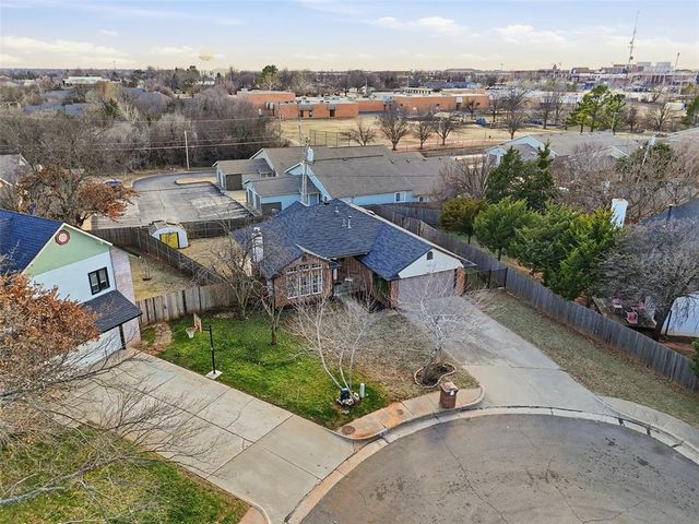 900 N Blackwelder Avenue, Edmond, OK 73034