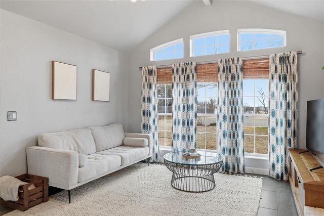 900 N Blackwelder Avenue, Edmond, OK 73034