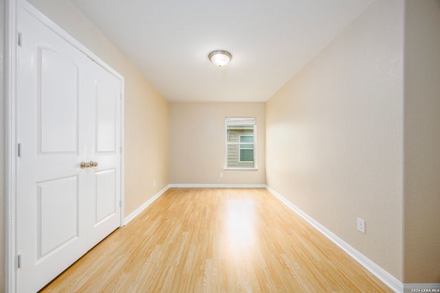 6030 PLEASANT LK, San Antonio, TX 78222