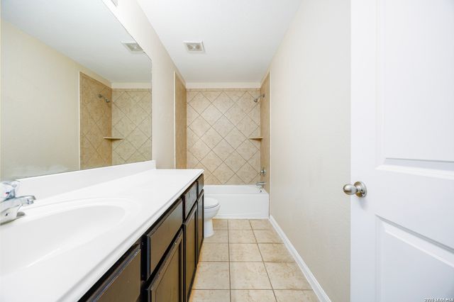 6030 PLEASANT LK, San Antonio, TX 78222