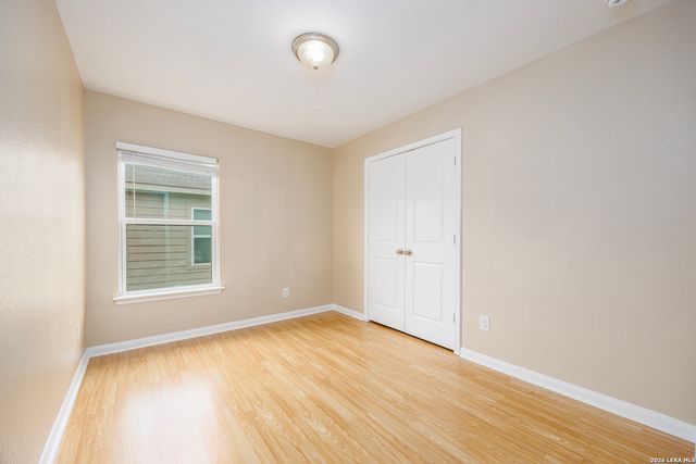 6030 PLEASANT LK, San Antonio, TX 78222