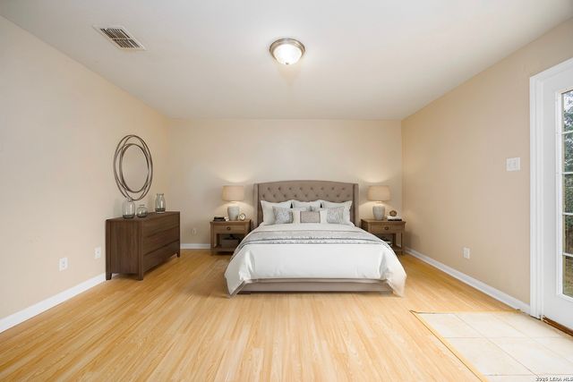 6030 PLEASANT LK, San Antonio, TX 78222