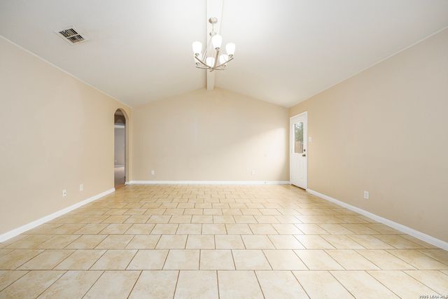 6030 PLEASANT LK, San Antonio, TX 78222