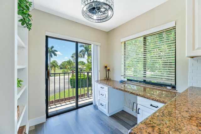5142 Fountains Drive S, Lake Worth, FL 33467