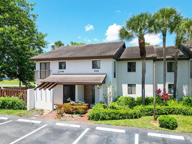 5142 Fountains Drive S, Lake Worth, FL 33467