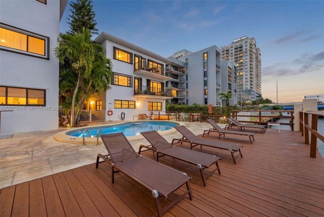 7845 NE Bayshore Ct 16, Miami, FL 33138