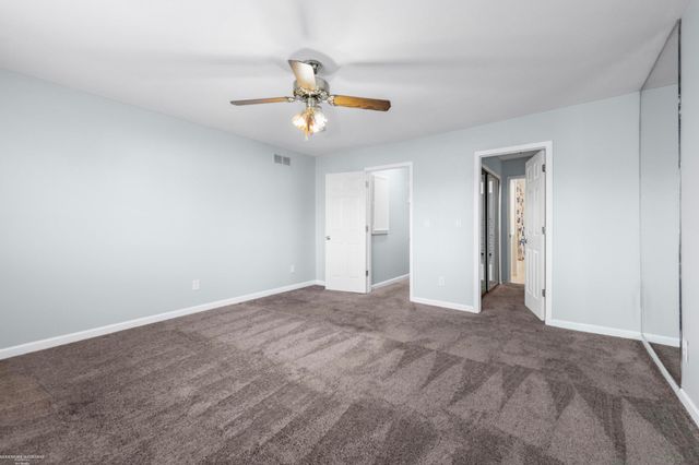 13510 Angela Dr Drive, Warren, MI 48088