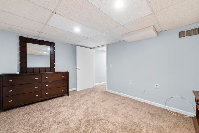 13510 Angela Dr Drive, Warren, MI 48088