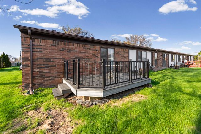13510 Angela Dr Drive, Warren, MI 48088