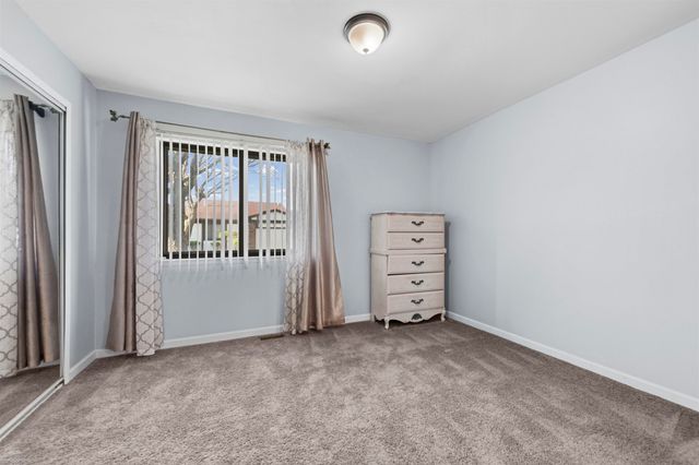 13510 Angela Dr Drive, Warren, MI 48088