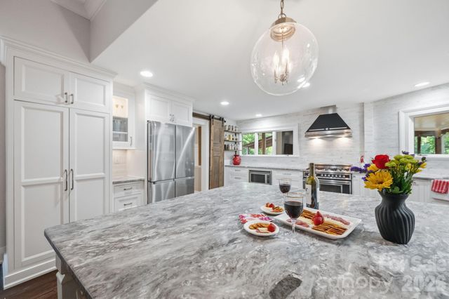 10915 Beatties Ford Road, Huntersville, NC 28078