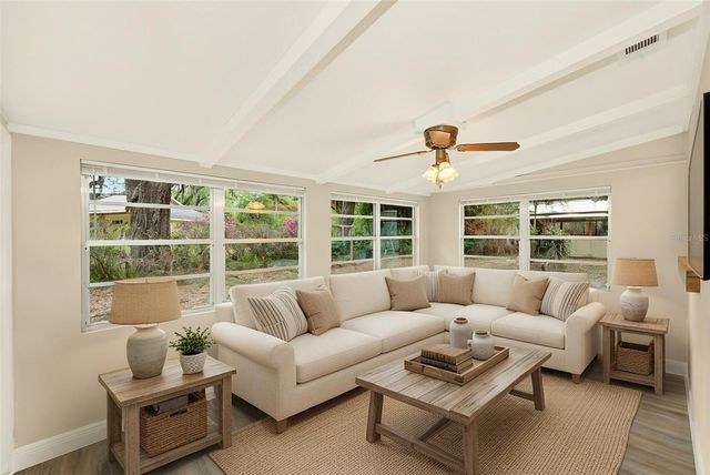 1220 VINEWOOD DRIVE, Seffner, FL 33584