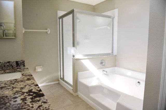 4819 W RAINTREE, Bradenton, FL 34203