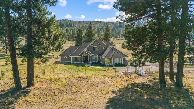 3808 Old Fort Road, Klamath Falls, OR 97601
