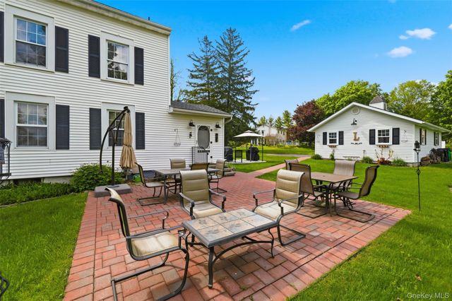 6 Country Club Road, Hopewell Junction, NY 12533
