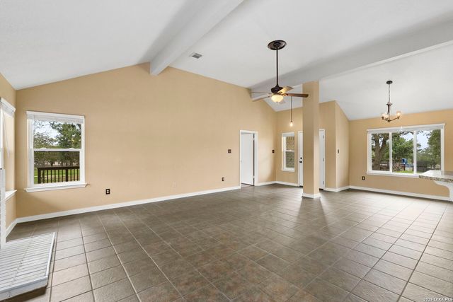 628 SUNSHINE MDW, Adkins, TX 78101