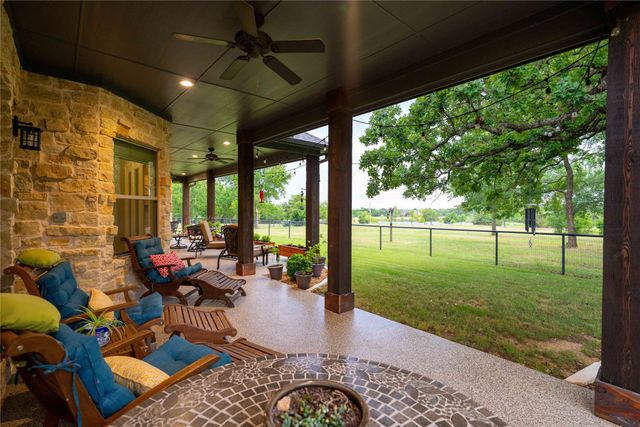 99 Lake Drive, Tioga, TX 76271