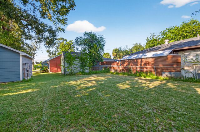 2624 Deams St Street, Houston, TX 77093