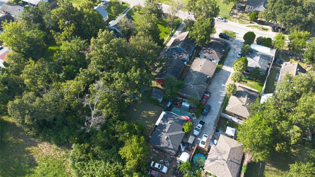 2624 Deams St Street, Houston, TX 77093