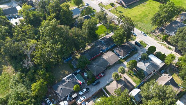 2624 Deams St Street, Houston, TX 77093