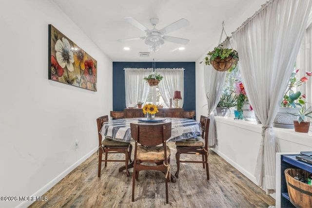 27 Pine Brook Drive, Toms River, NJ 08753