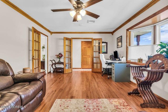 27 Pine Brook Drive, Toms River, NJ 08753