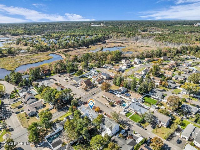 27 Pine Brook Drive, Toms River, NJ 08753