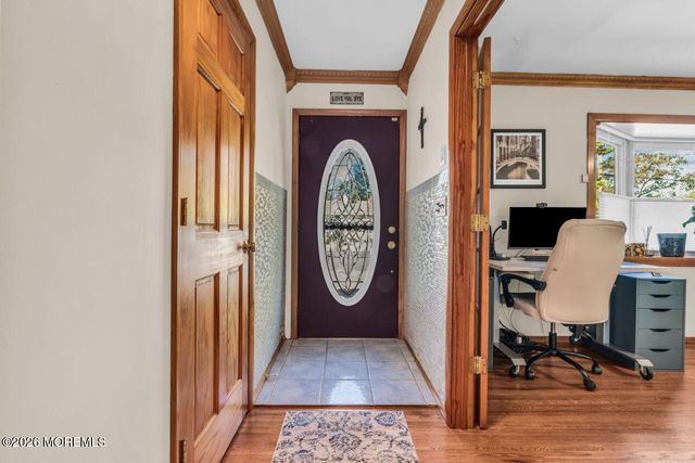 27 Pine Brook Drive, Toms River, NJ 08753