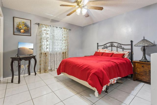 3646 FALLING LEAF LANE, Orlando, FL 32810