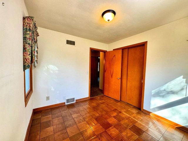 907 Birch Haven Circle, Monona, WI 53716