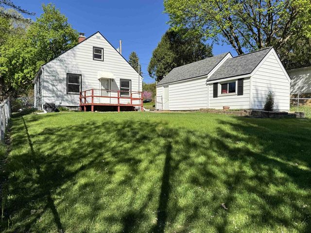 907 Birch Haven Circle, Monona, WI 53716