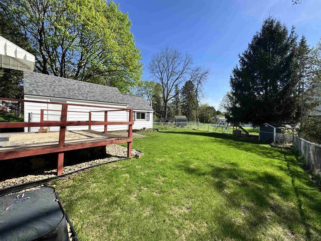 907 Birch Haven Circle, Monona, WI 53716