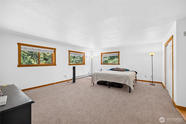 17261 Golden View Avenue, La Conner, WA 98257