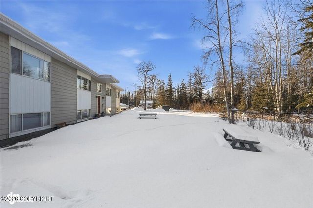 322 W Redoubt Avenue, Soldotna, AK 99669
