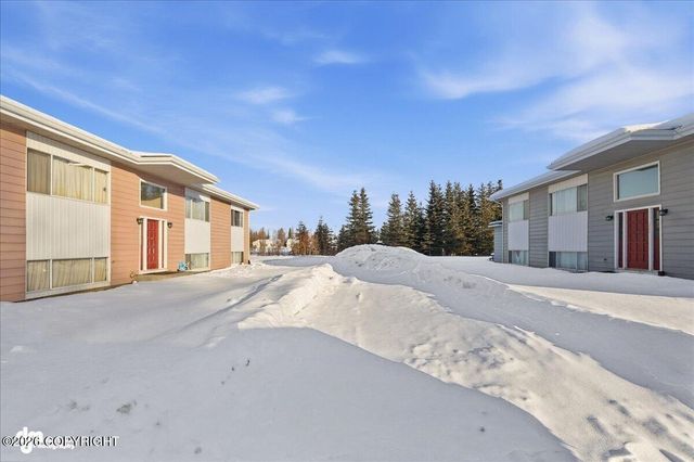 322 W Redoubt Avenue, Soldotna, AK 99669